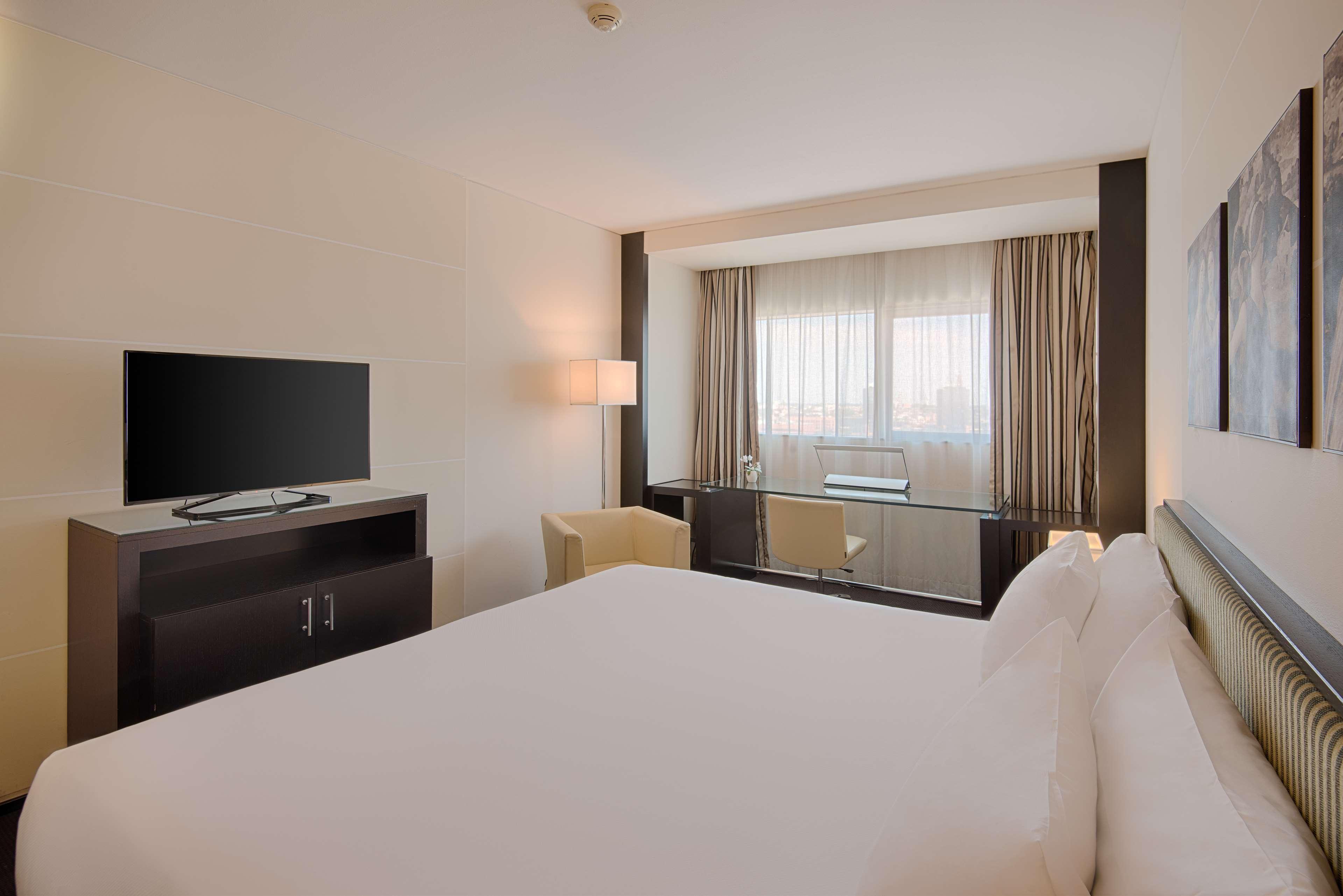 Hotel Nh 4*